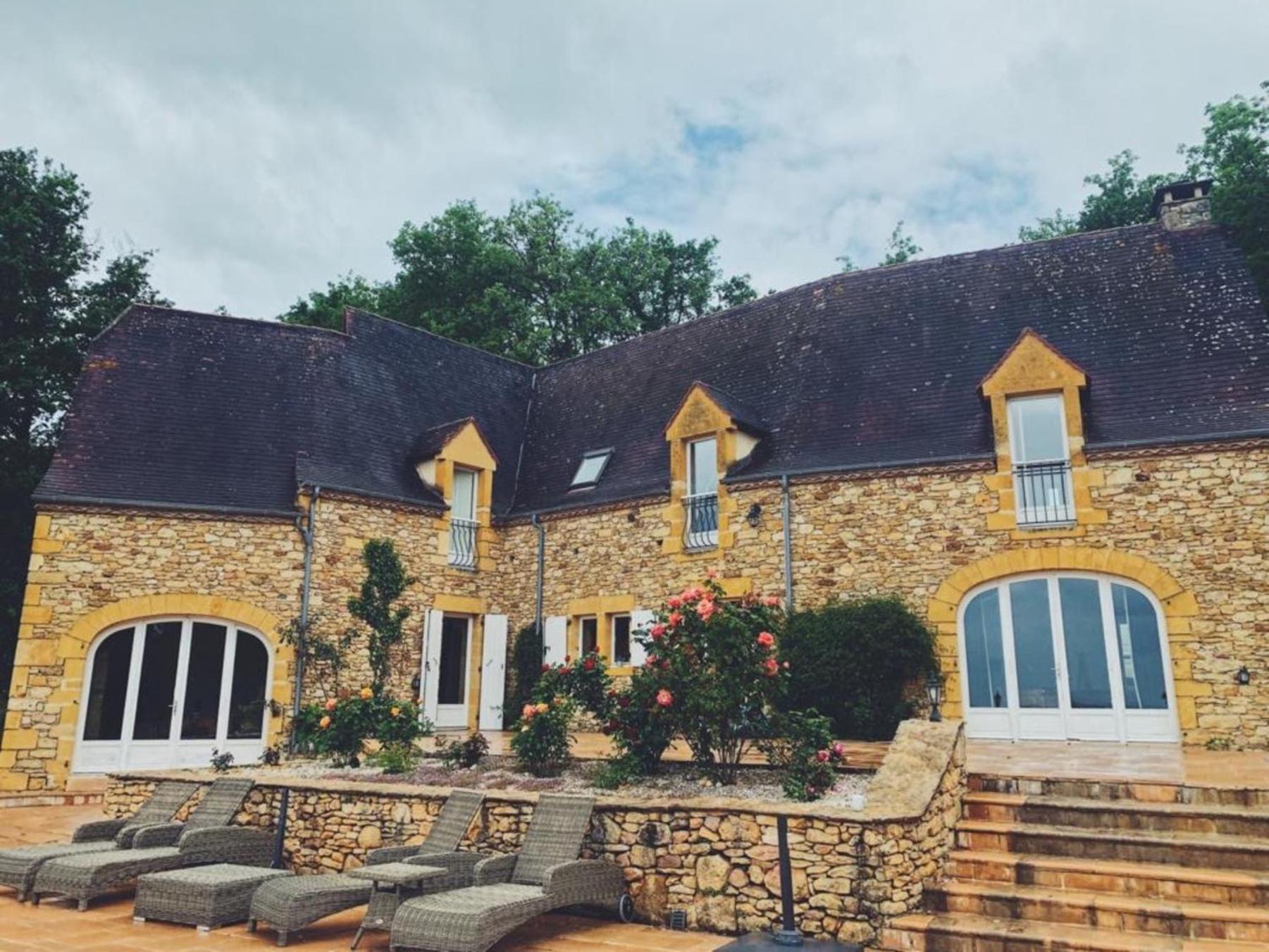 Luxury Chateau W. Pool & Hot Tub In Dordogne ベナック・エ・カズナック エクステリア 写真